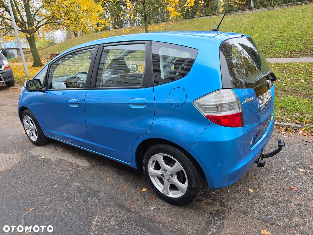 Honda Jazz 2009 photo 2