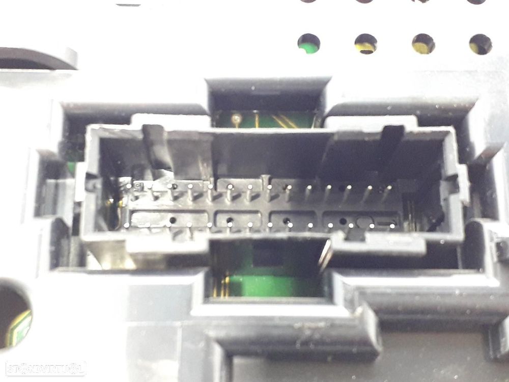 QUADRANTE SEAT CORDOBA 1996 -6K0919033FE - 2