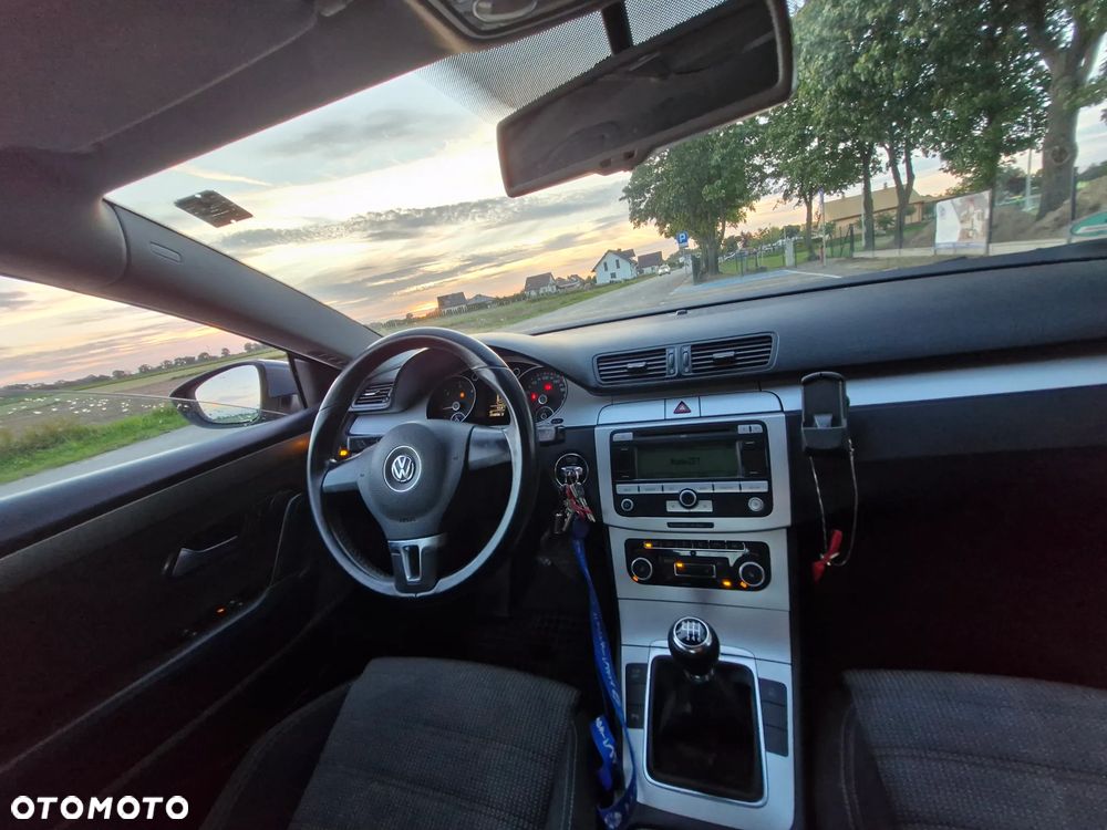 Volkswagen Passat CC 2.0 TDI - 18