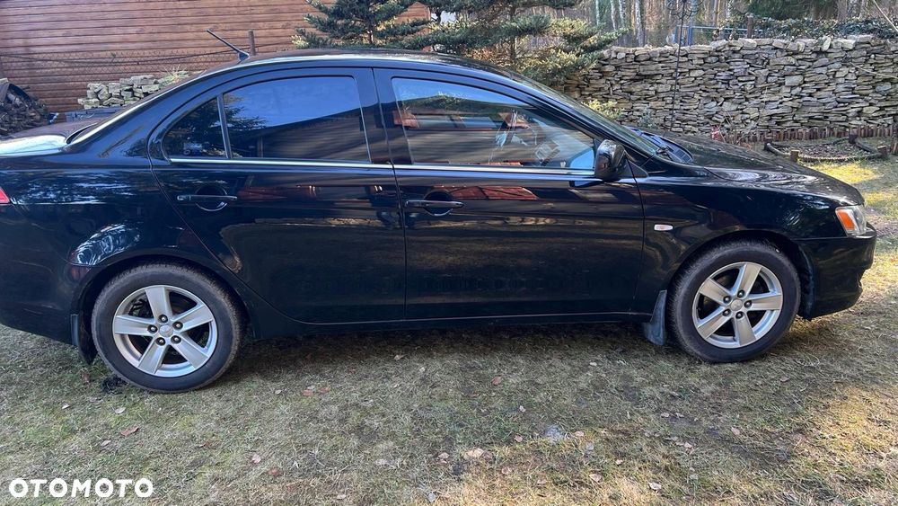 Mitsubishi Lancer 1.5 Invite - 19