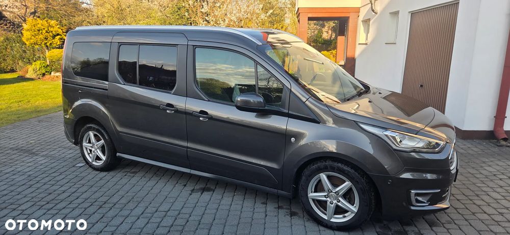 Ford Tourneo Connect Grand - 9