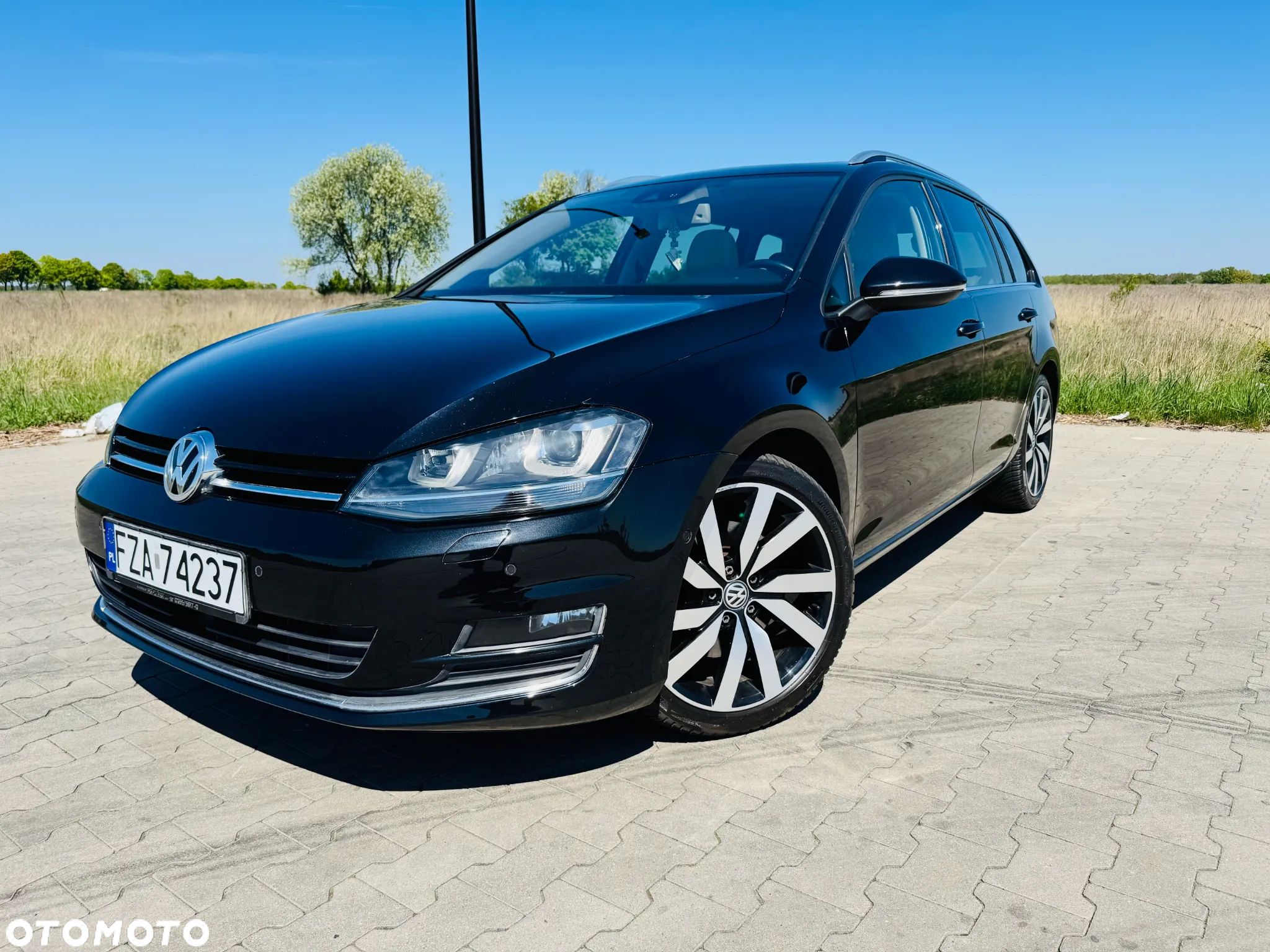 Volkswagen Golf Variant 2.0 TDI (BlueMotion Technology) DSG Highline - 1