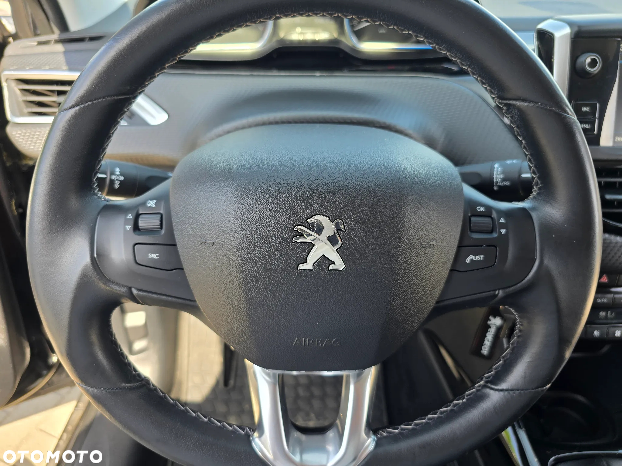 Peugeot 2008 - 25