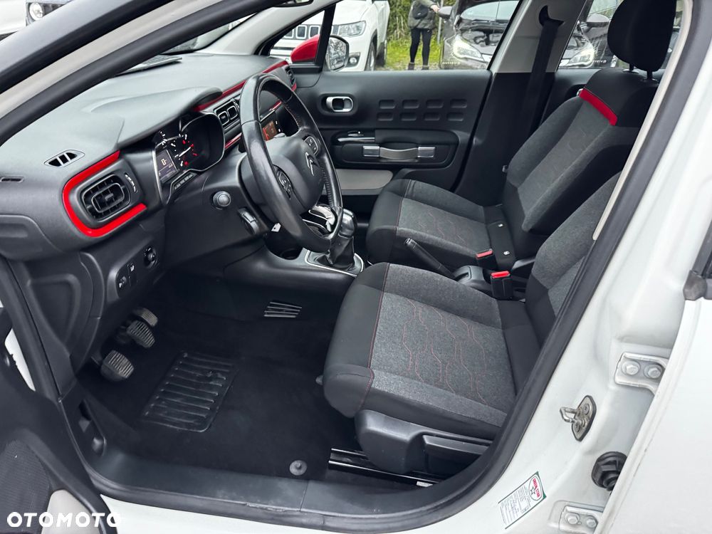 Citroën C3 1.2 PureTech GPF Shine - 28