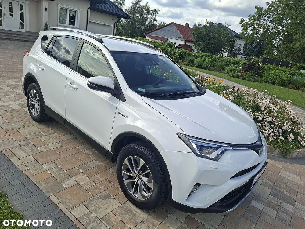 Toyota RAV4 - 6