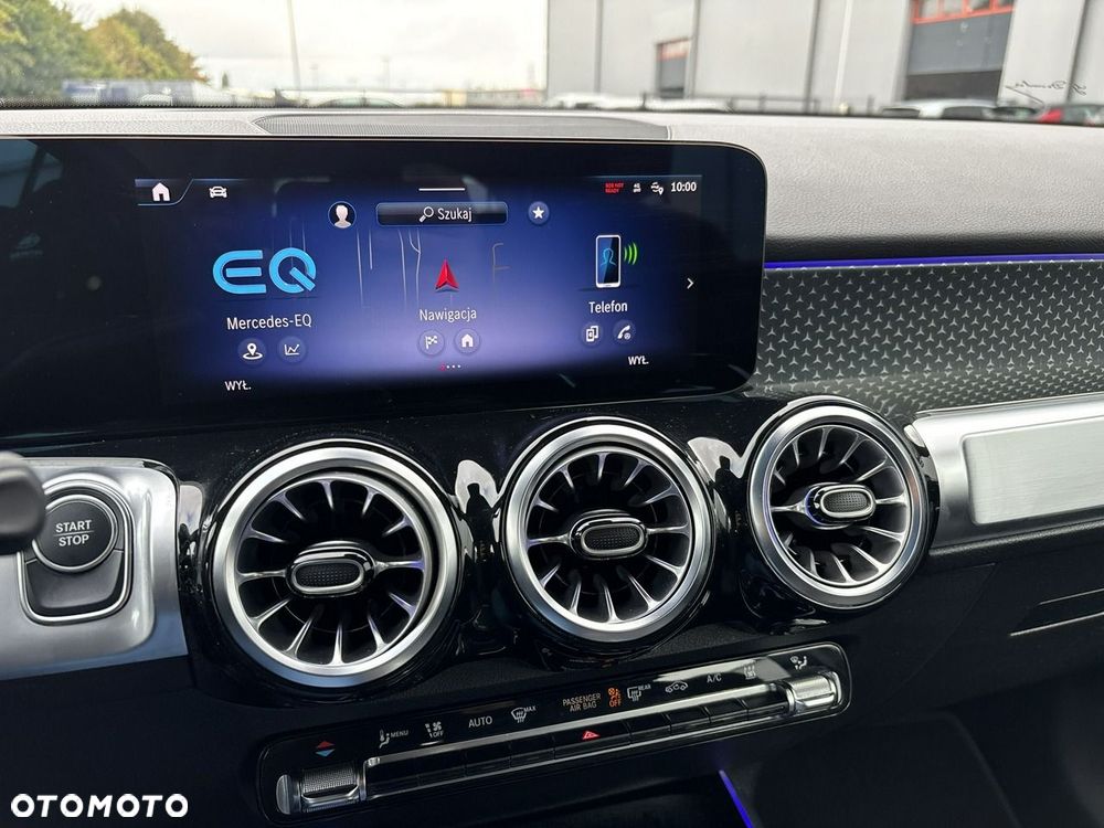 Mercedes-Benz EQB 250+ - 24