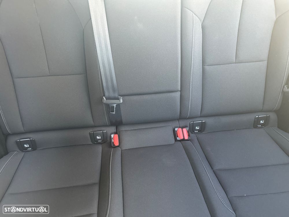 Volvo XC 40 Recharge 69 kWh Single Motor RWD Plus - 4