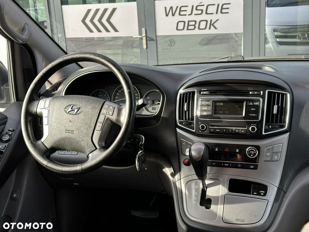 Hyundai H-1 2.5 CRDi Travel Family+ - 10