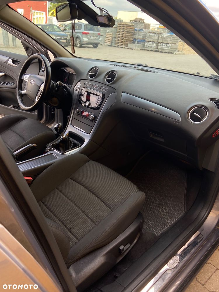Ford Mondeo 2.0 TDCi Platinium X Plus (Trend) - 6
