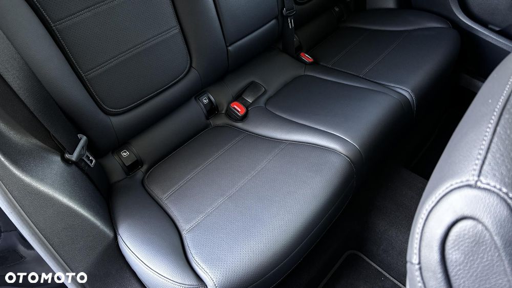 Mercedes-Benz GLC 220 d mHEV 4-Matic AMG Line - 24