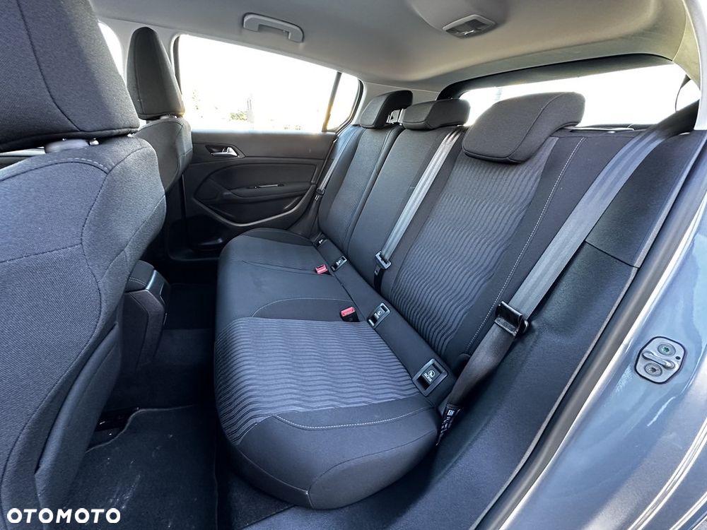 Peugeot 308 125 THP Active - 21