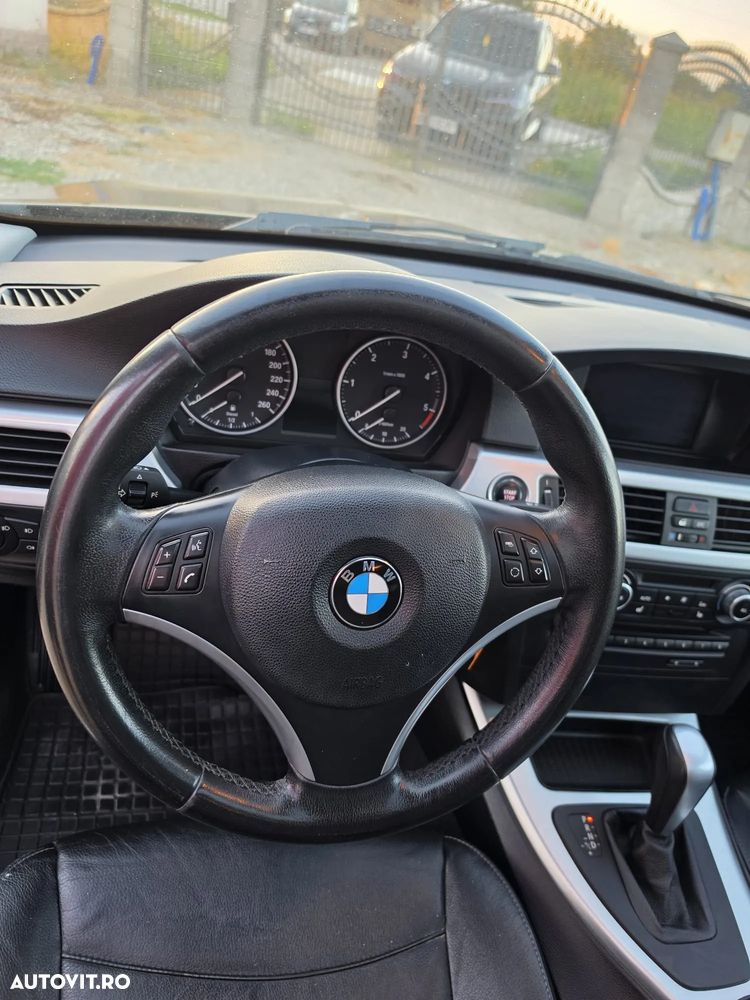 BMW Seria 3 318d DPF Aut. Edition Exclusive - 23