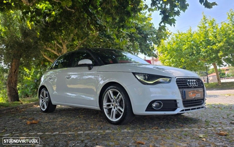 Audi A1 Sportback 1.6 TDI S-line - 2