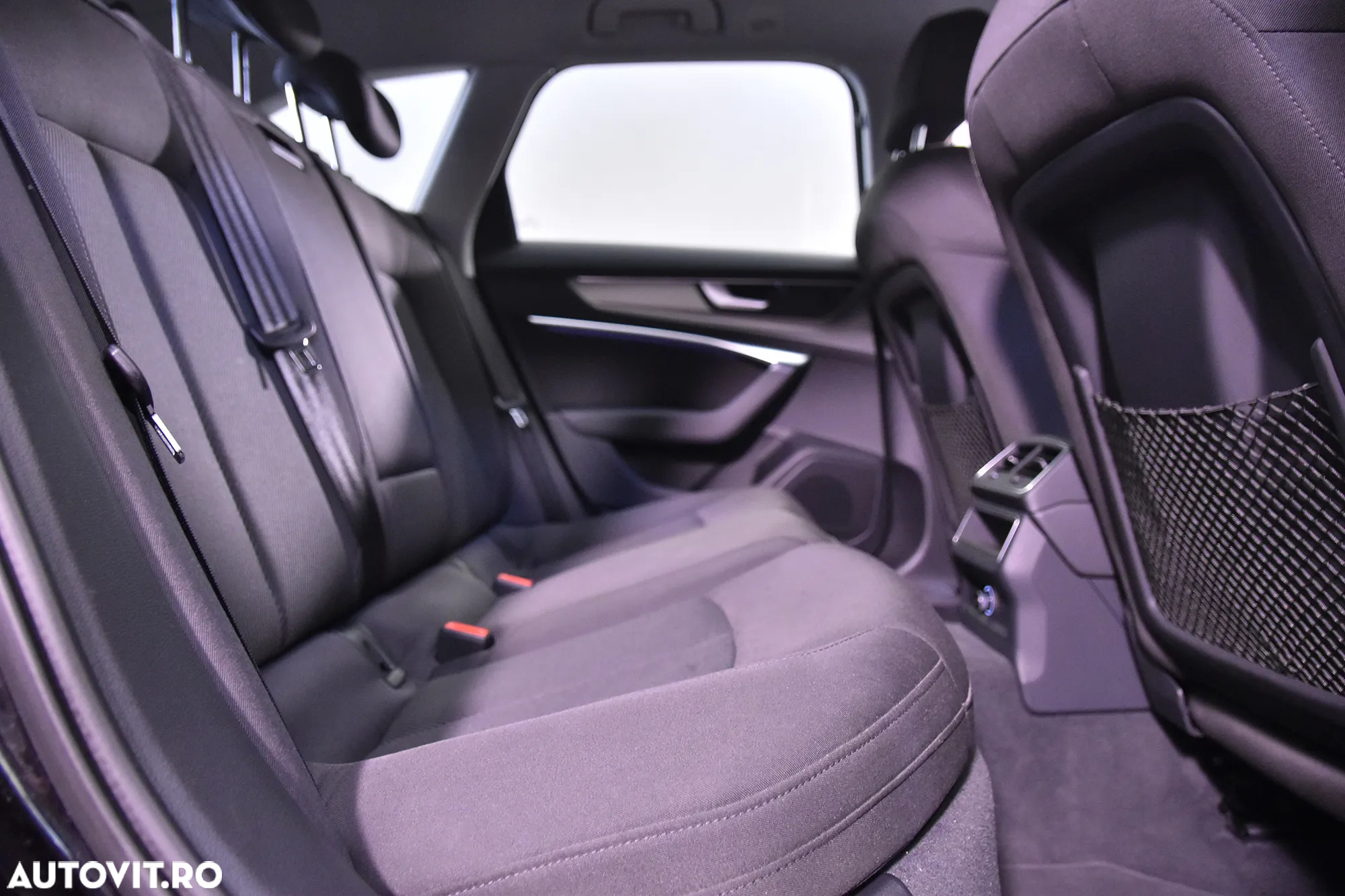 Audi A6 - 12