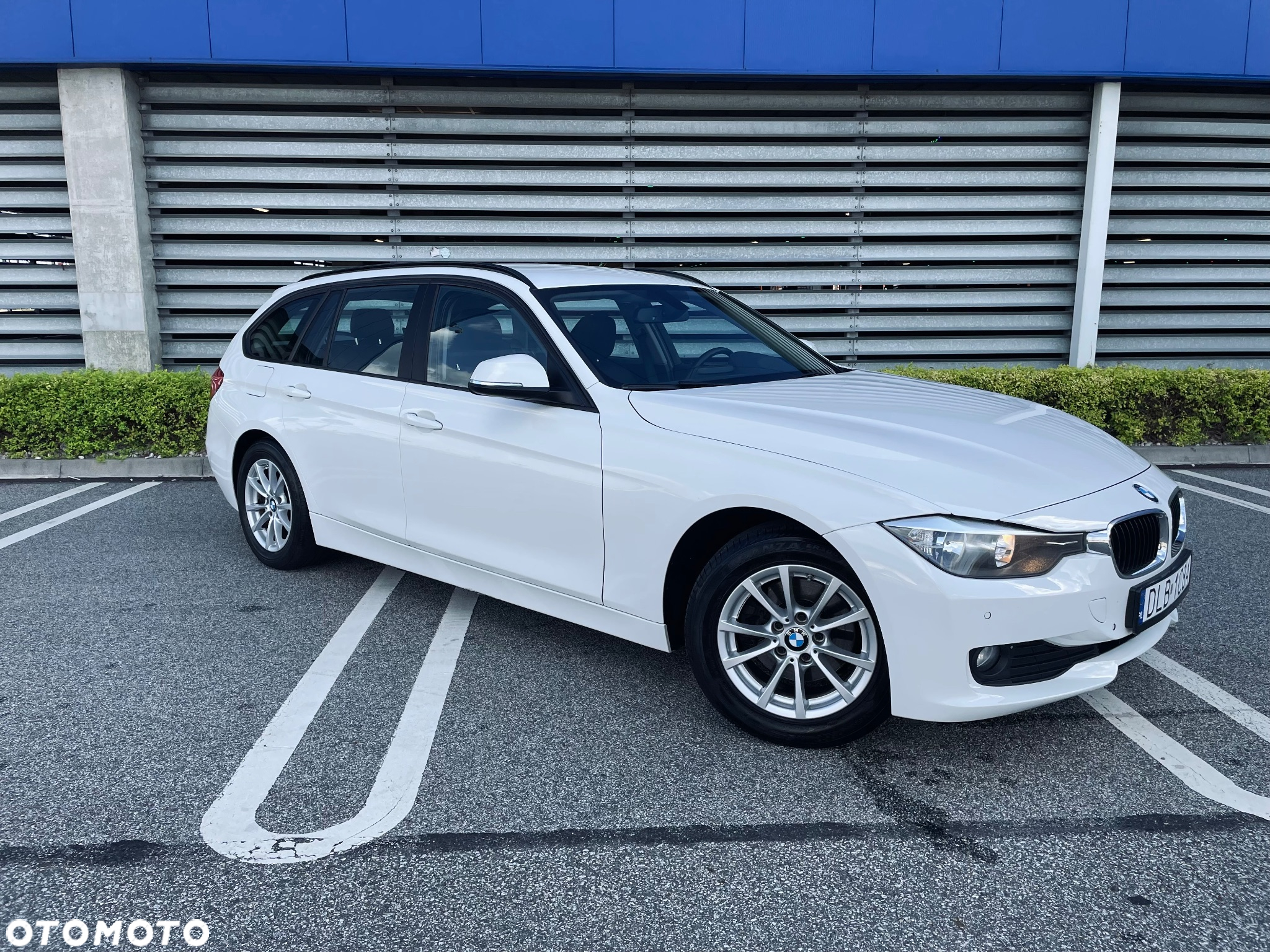BMW Seria 3 320d Touring - 11