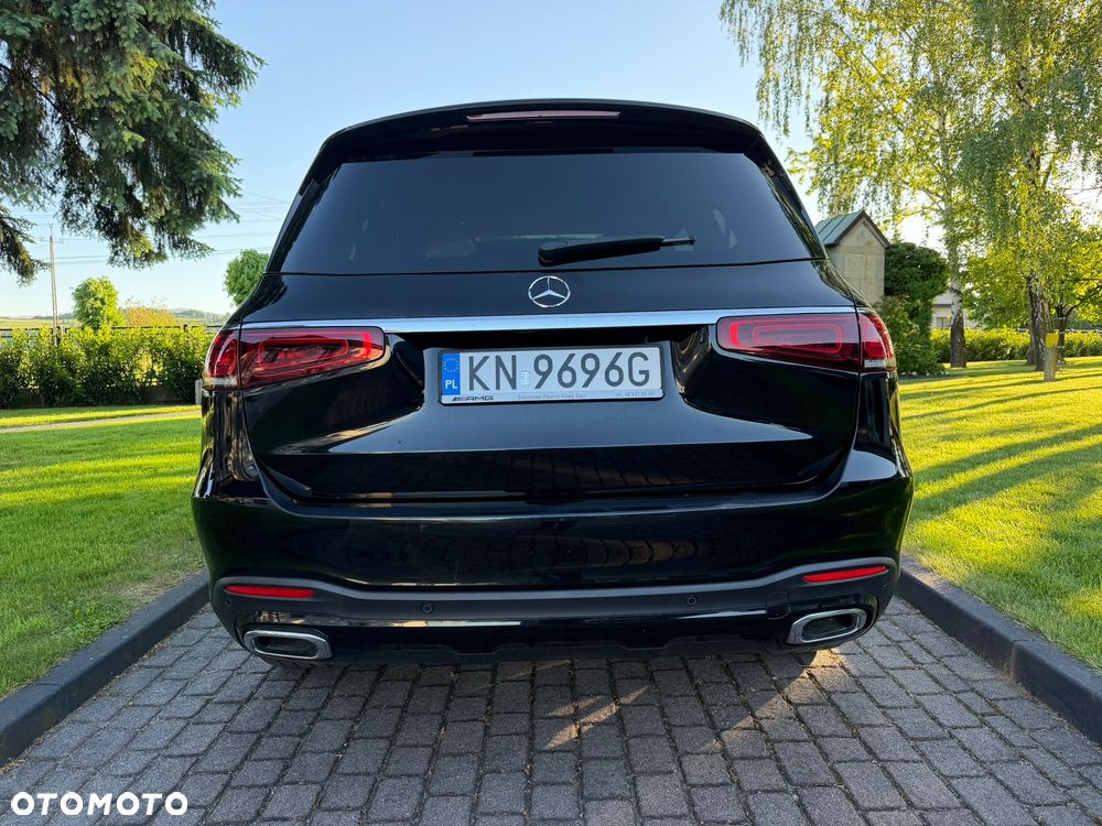 Mercedes-Benz GLS - 12