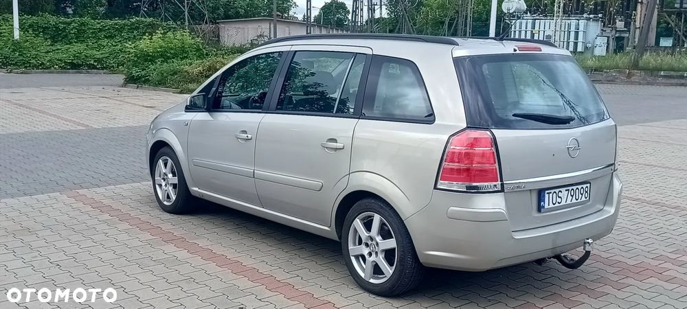 Opel Zafira 1.8 - 6