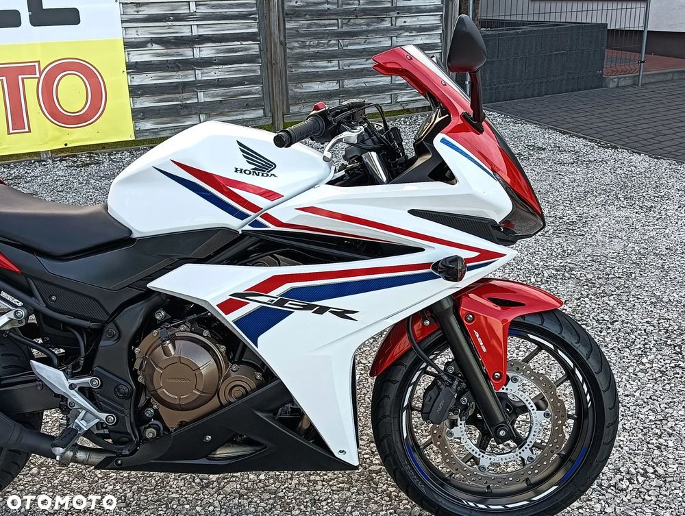 Honda CBR - 28