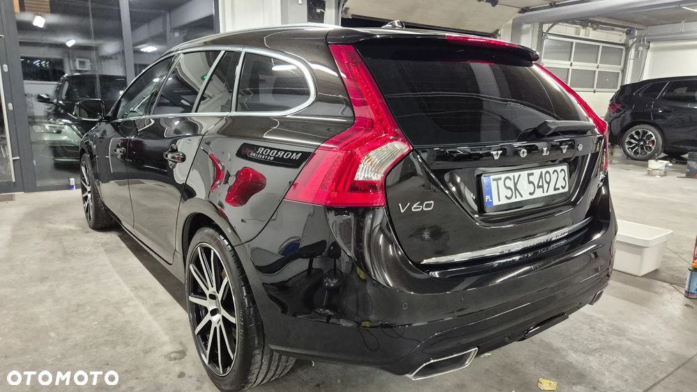 Volvo V60 D6 AWD Plug-in Hybrid Summum - 14