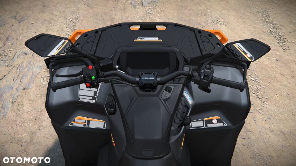 Can-Am Outlander - 8