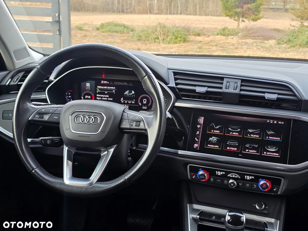 Audi Q3 35 TFSI S tronic - 28