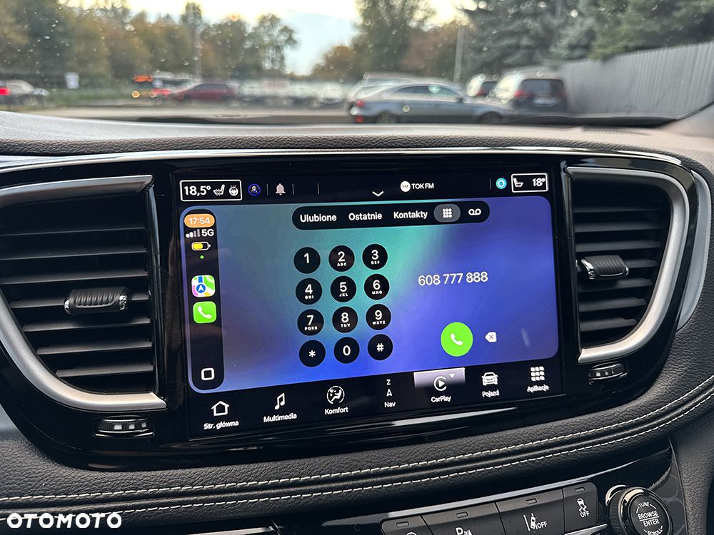 Chrysler Pacifica - 33