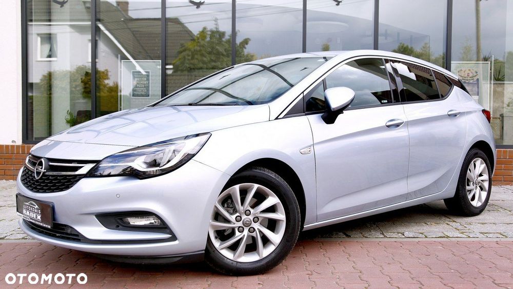 Opel Astra 1.4 Turbo Innovation - 4
