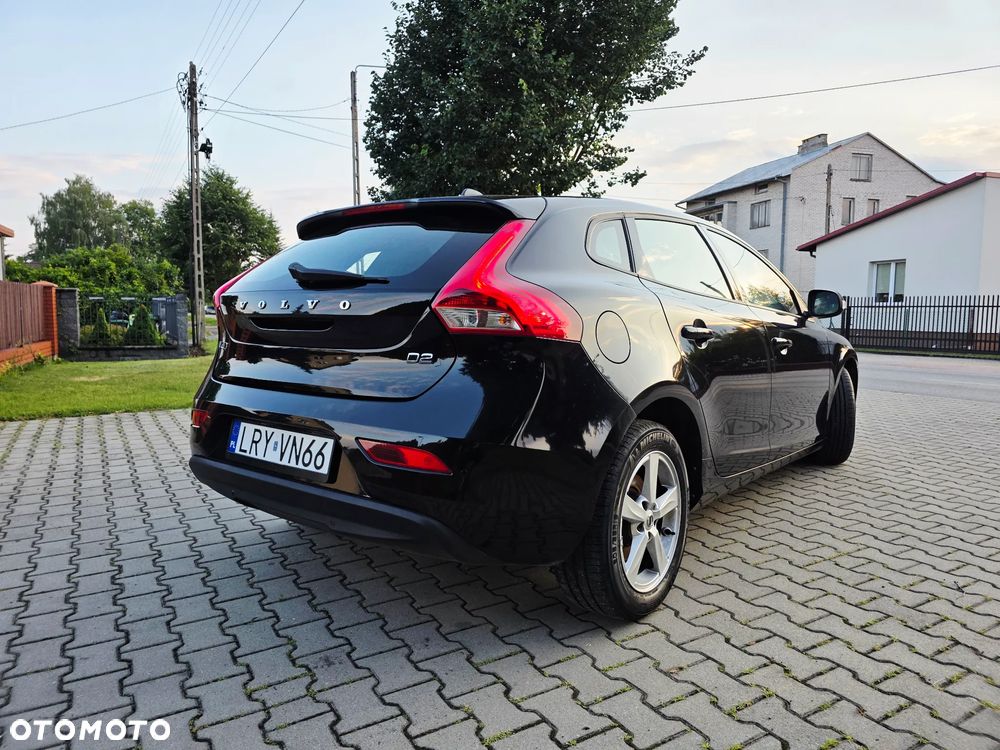 Volvo V40 D2 Drive-E Kinetic - 2