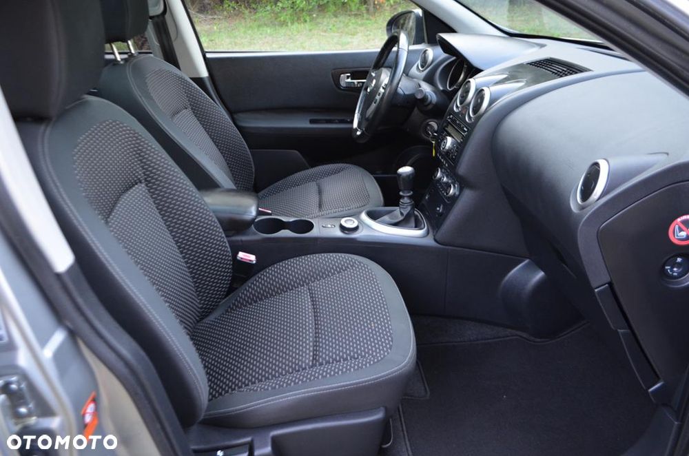 Nissan Qashqai 2.0 4x4 Acenta - 17
