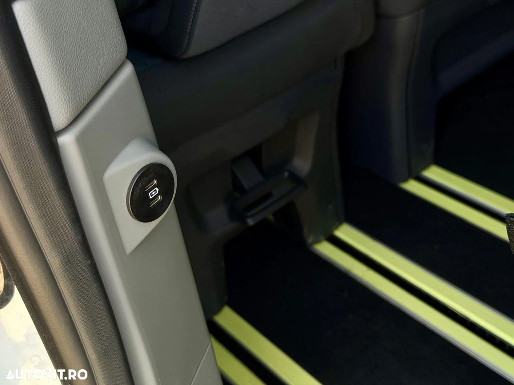 Ford Tourneo - 10