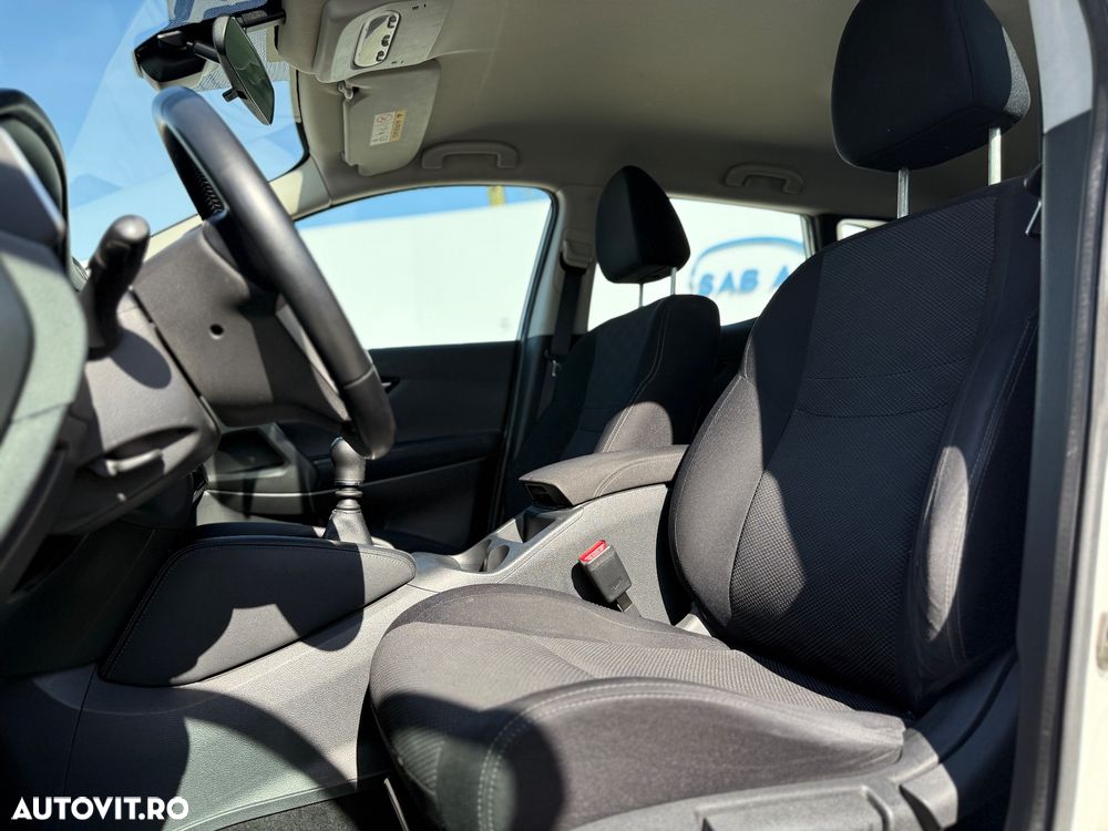 Nissan Qashqai 1.2 DIG-T N-Vision - 11