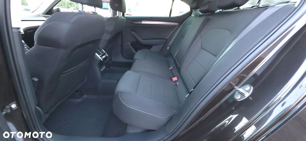 Skoda Superb 2.0 TSI Sportline DSG - 35