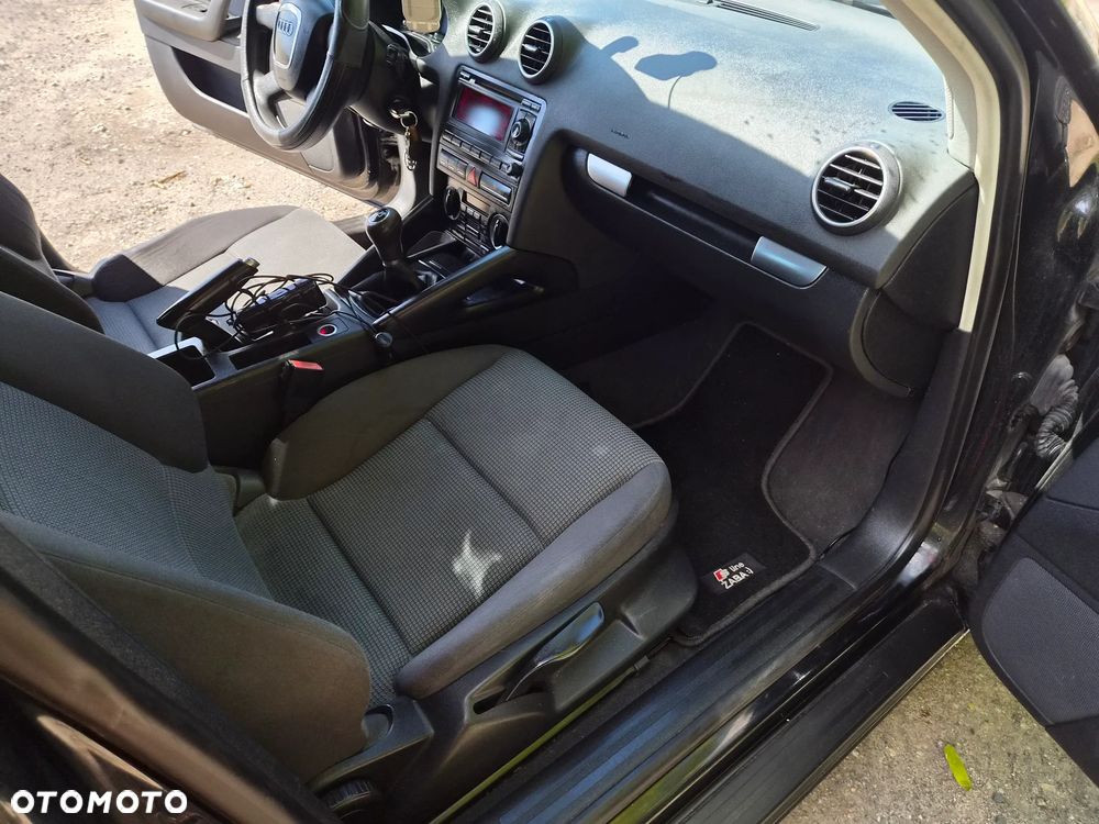 Audi A3 Sportback 1.9 TDI DPF Ambiente - 15