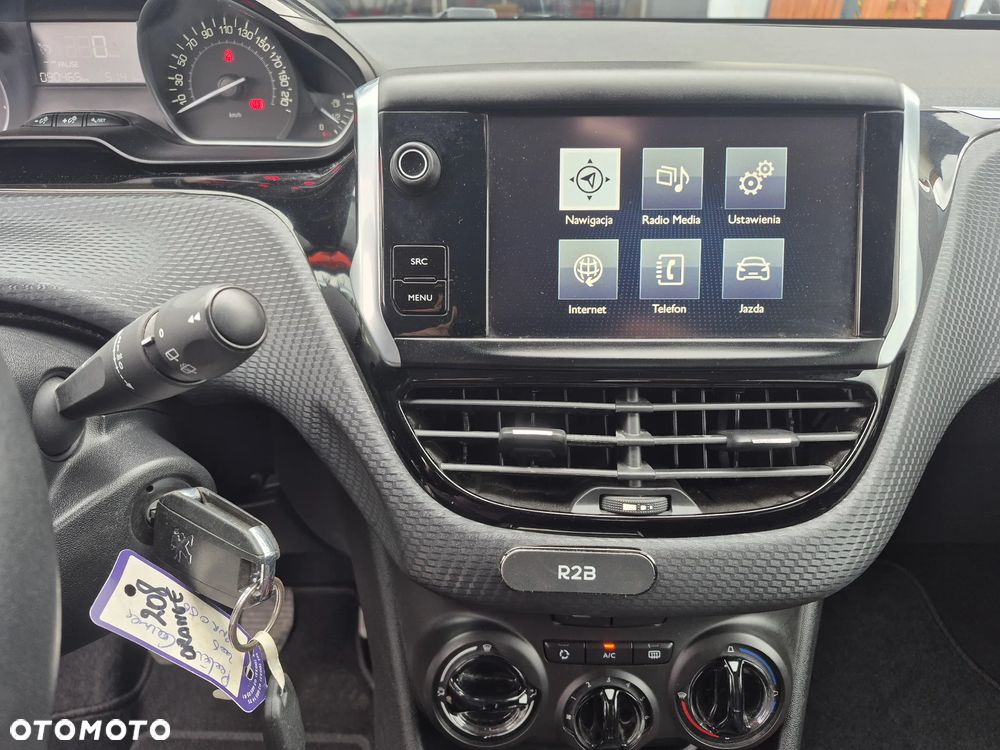 Peugeot 208 PureTech 82 Start & Stop Style - 11