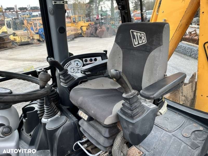 JCB 4CX - 39