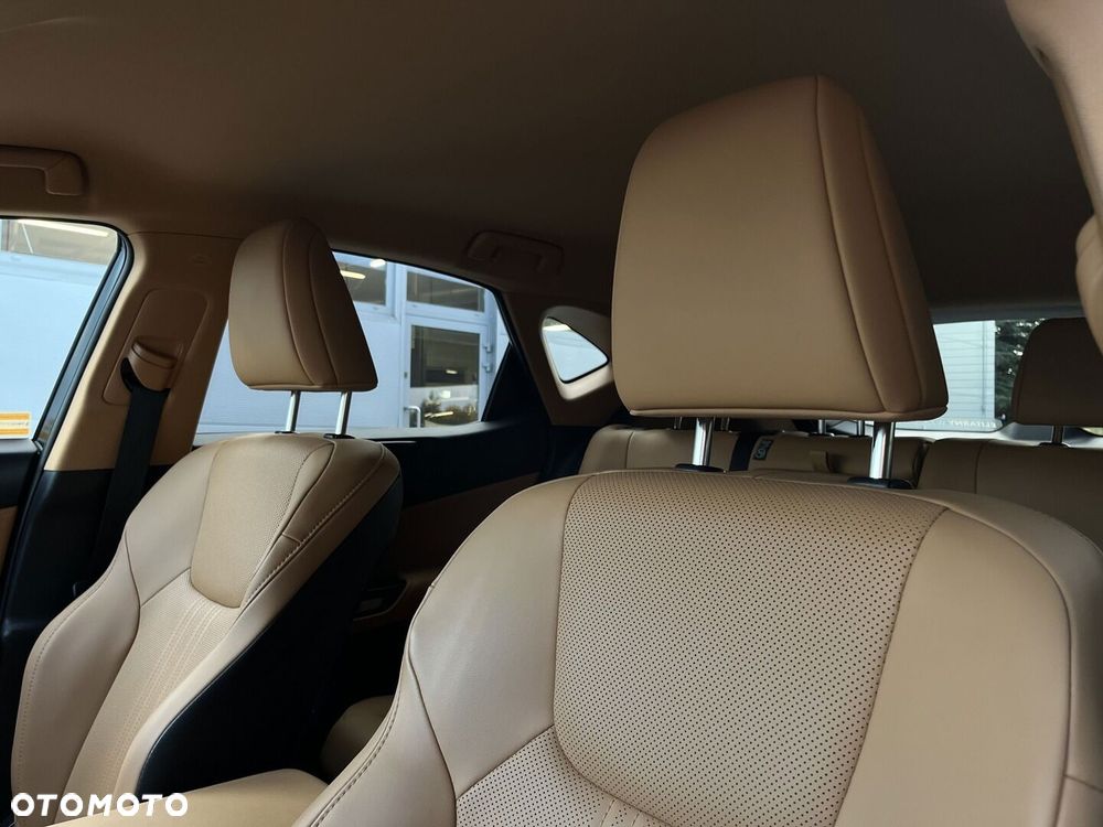 Lexus NX 350h Prestige 2WD - 18