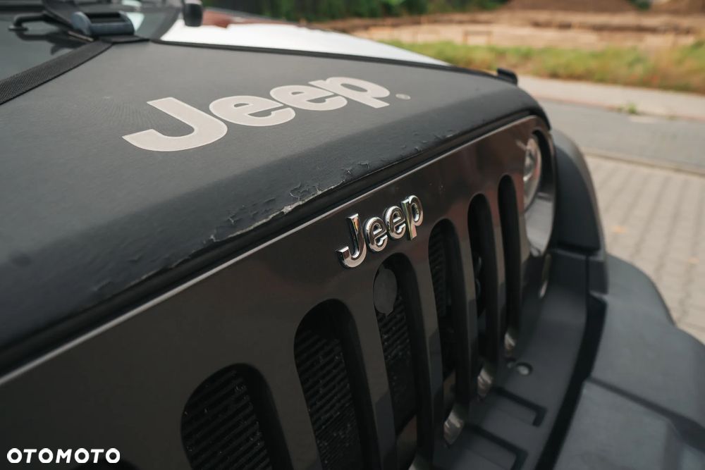 Jeep Wrangler 3.6 Unlim Rubicon - 10