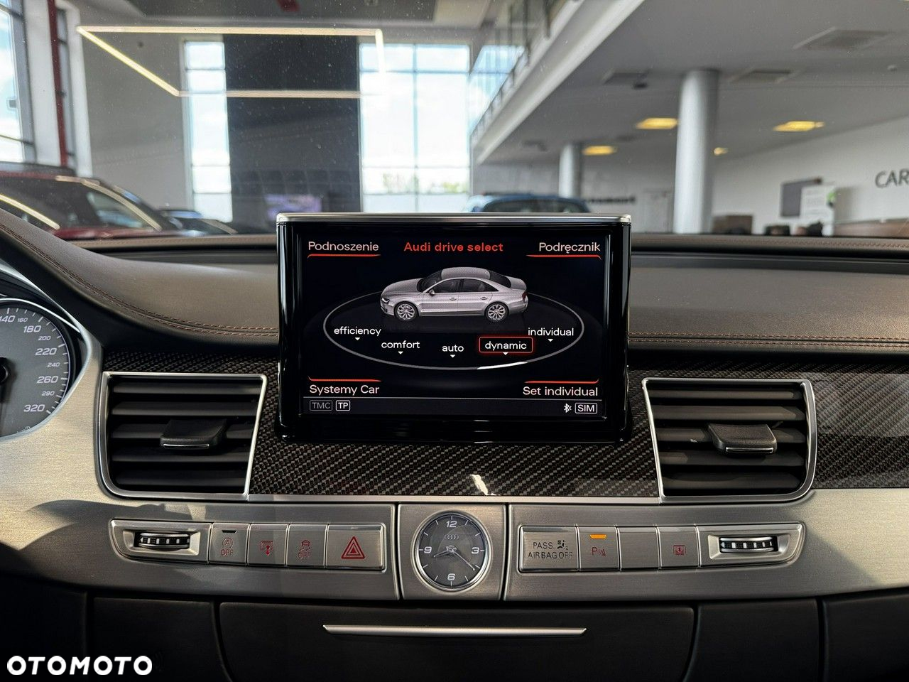 Audi S8 - 29