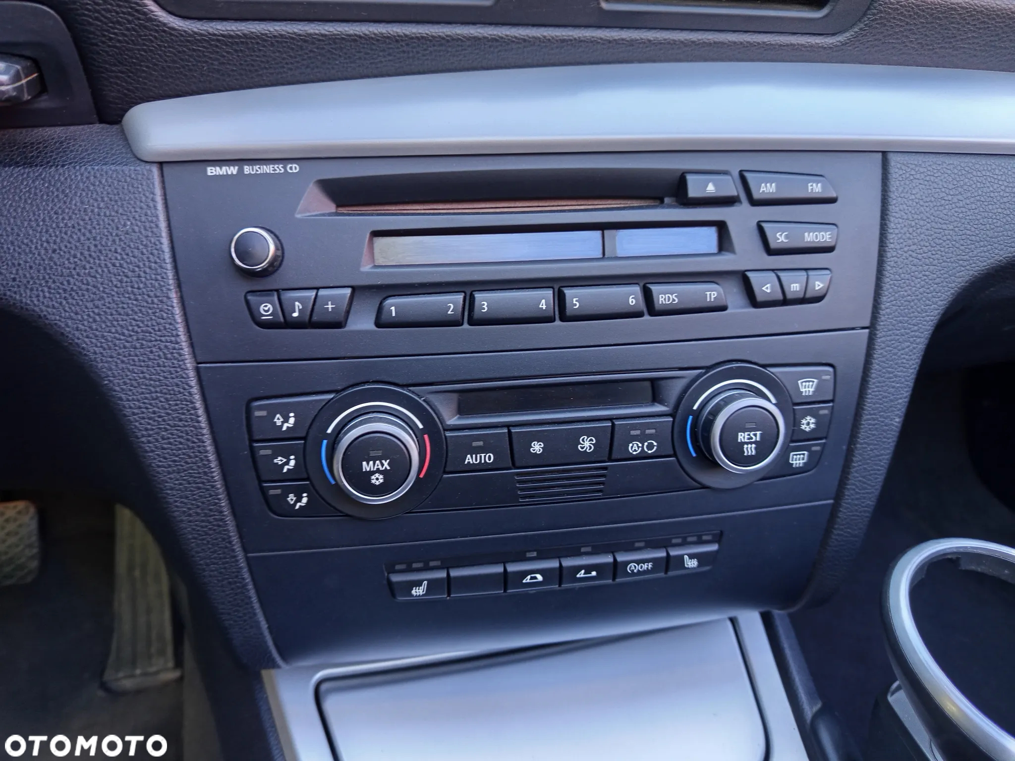 BMW Seria 1 118i - 14