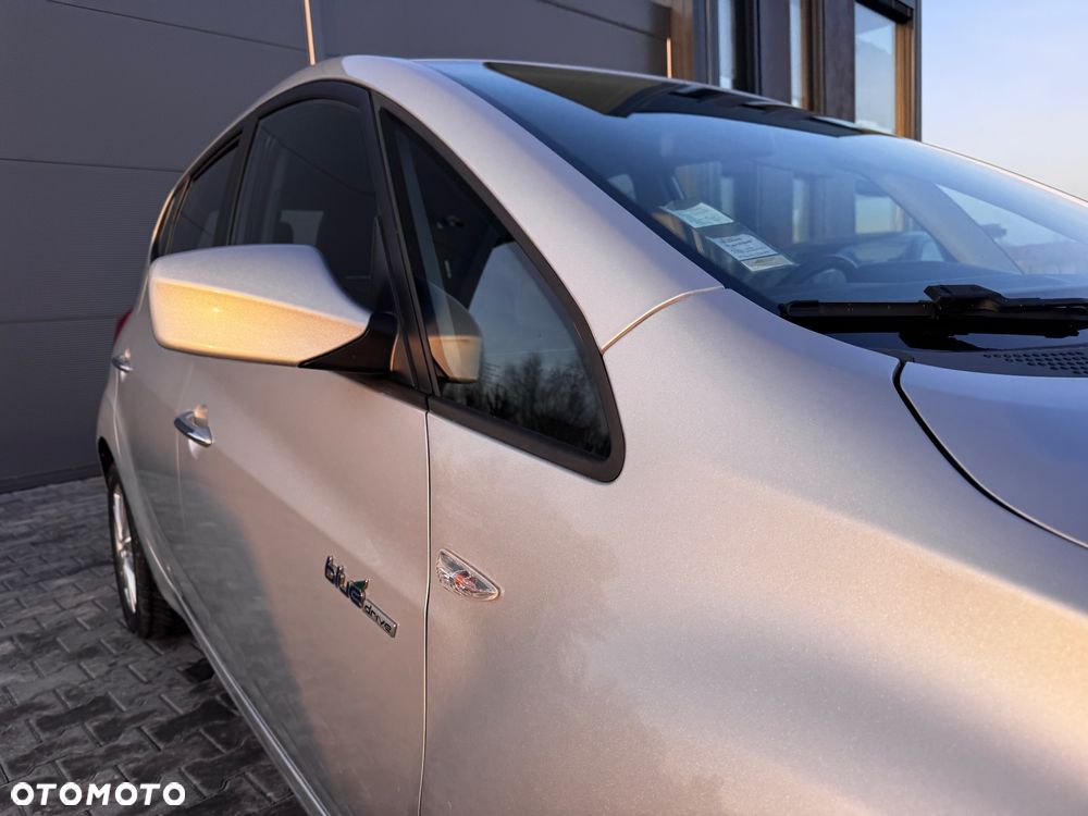 Hyundai ix20 1.6 CRDi blue YES Gold - 8