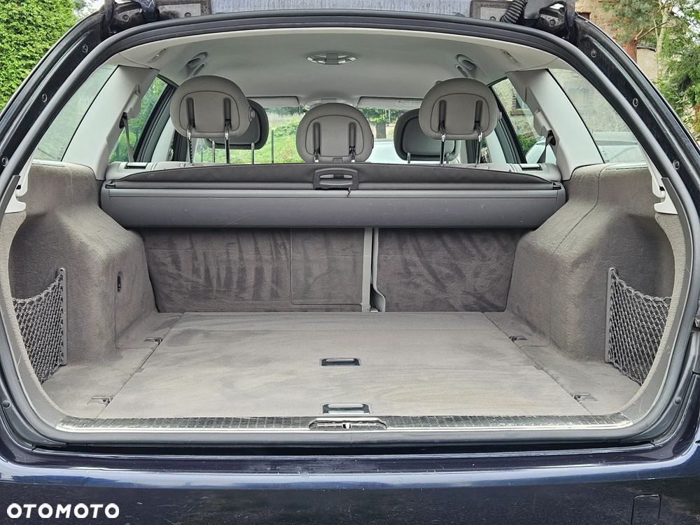 Mercedes-Benz Klasa E - 16