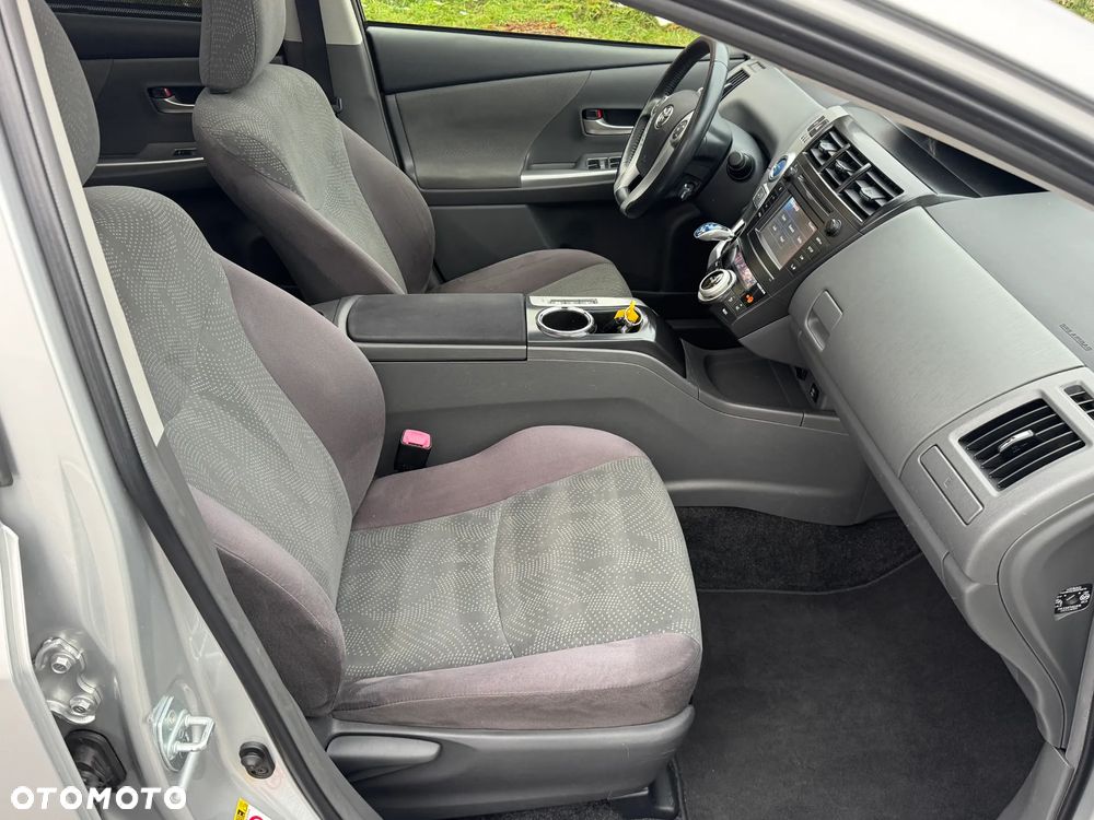 Toyota Prius+ (Hybrid) Comfort - 10