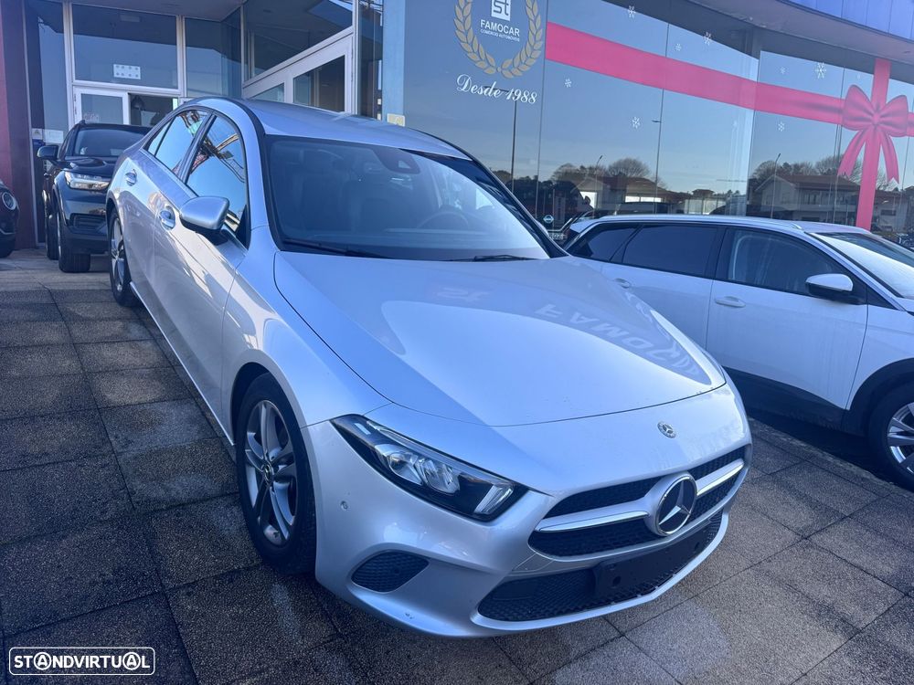 Mercedes-Benz A 180 Limousine d Business Solutions Aut. - 1