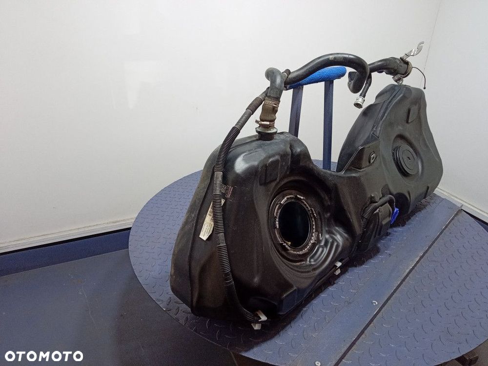 BMW 4 G22 G20 G26 ZBIORNIK PALIWA DIESEL 7449036 - 3