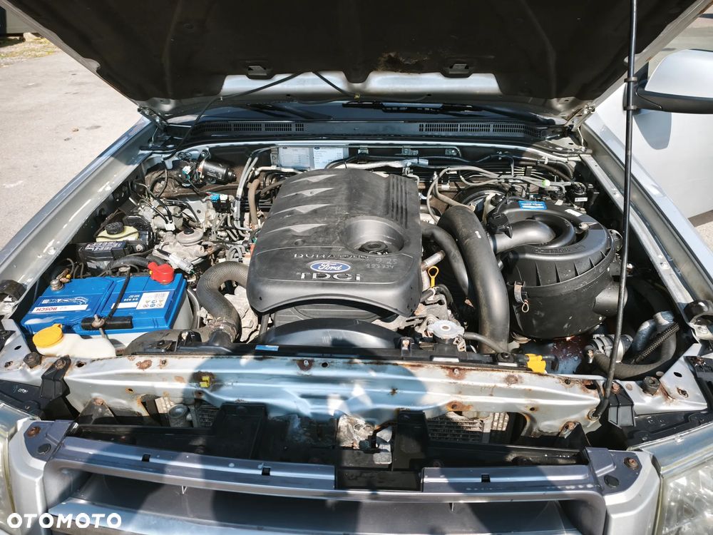 Ford Ranger 2.5 TDCi DC XLT - 13