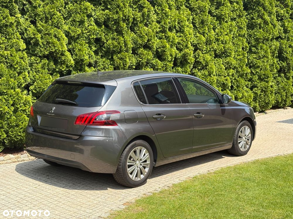 Peugeot 308 1.2 PureTech Allure S&S EAT8 - 6