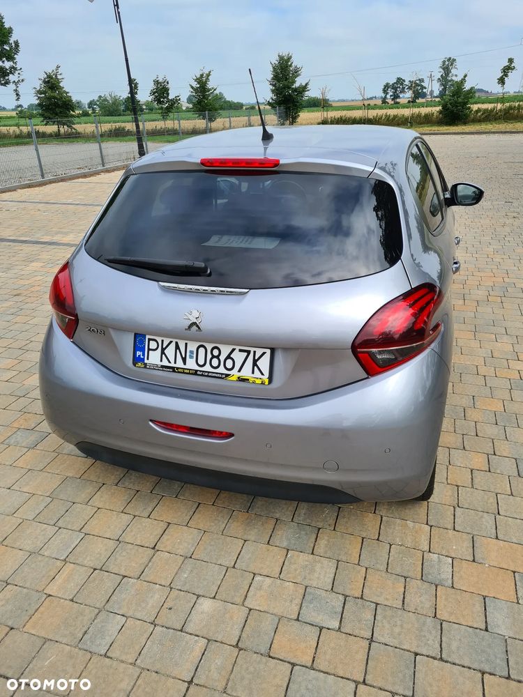 Peugeot 208 BlueHDi 100 Active - 13