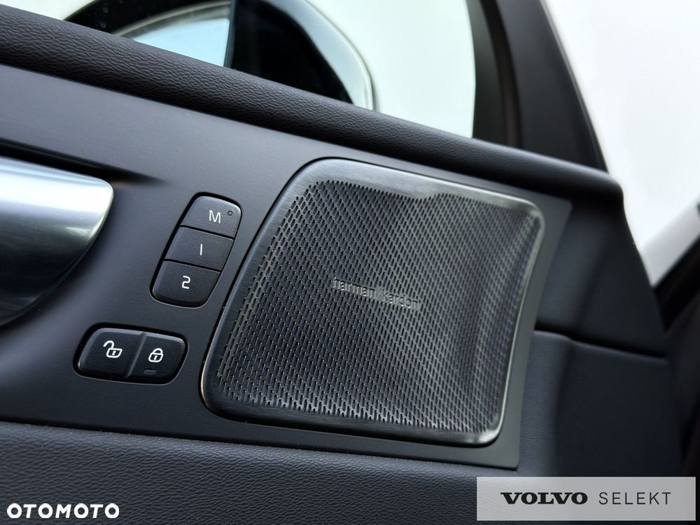 Volvo XC 60 - 21