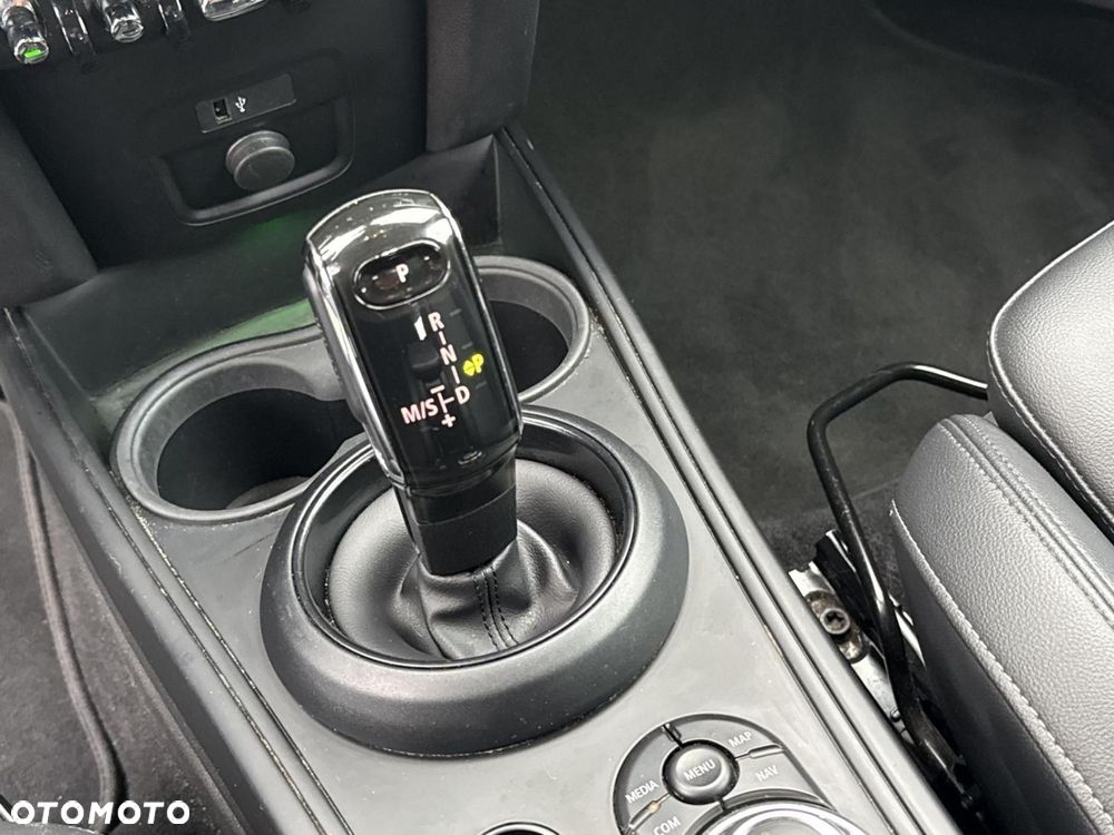 MINI Countryman - 16