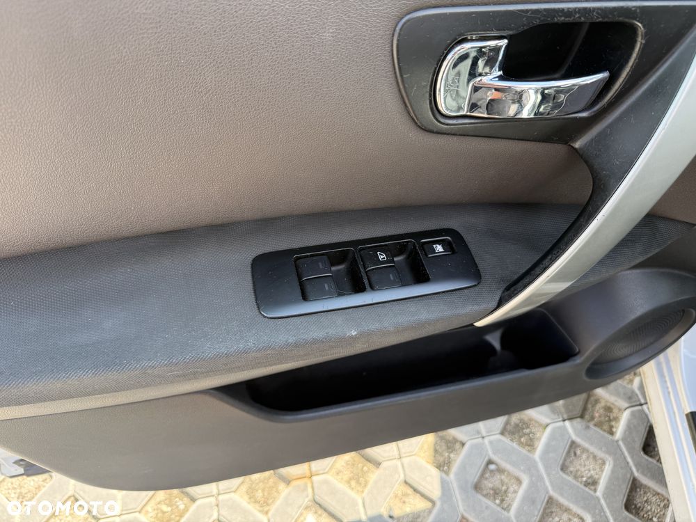 Nissan Qashqai 1.6 Acenta - 15